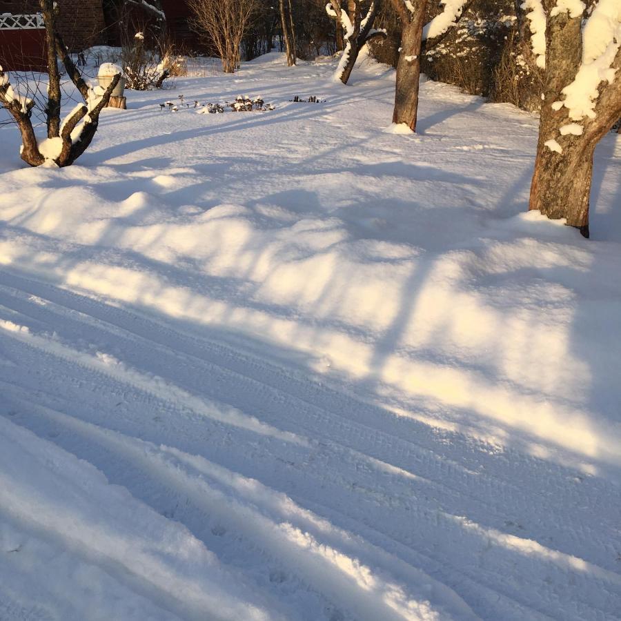 Parkgatan Villa Krylbo ภายนอก รูปภาพ
