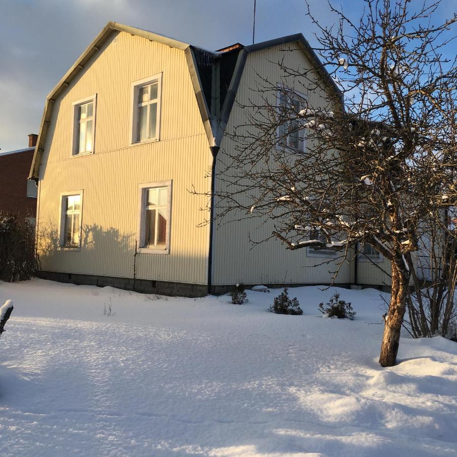 Parkgatan Villa Krylbo ภายนอก รูปภาพ