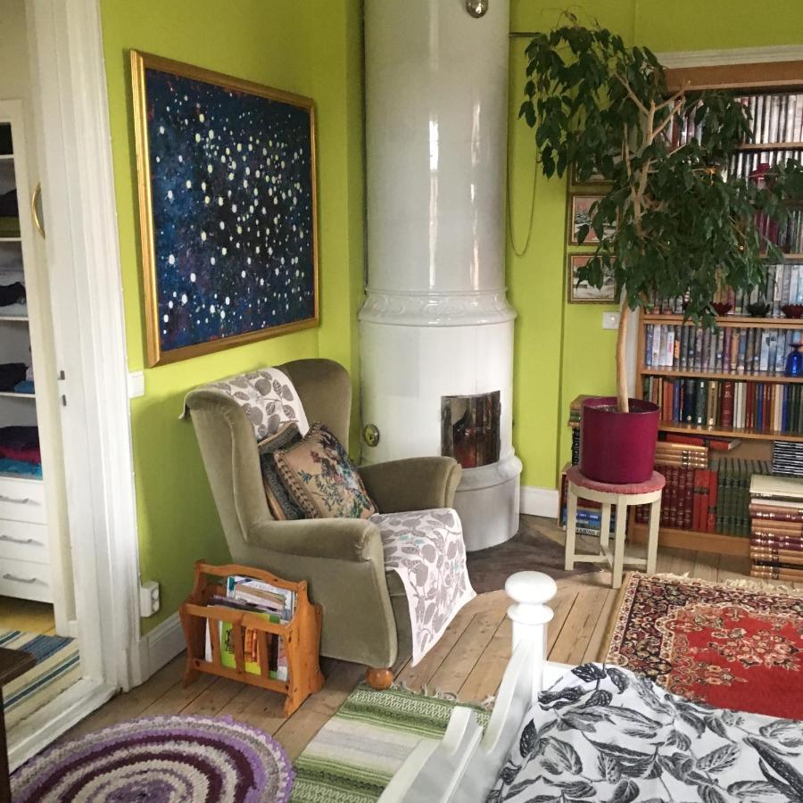 Parkgatan Villa Krylbo ภายนอก รูปภาพ