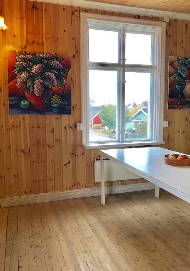 Parkgatan Villa Krylbo ภายนอก รูปภาพ